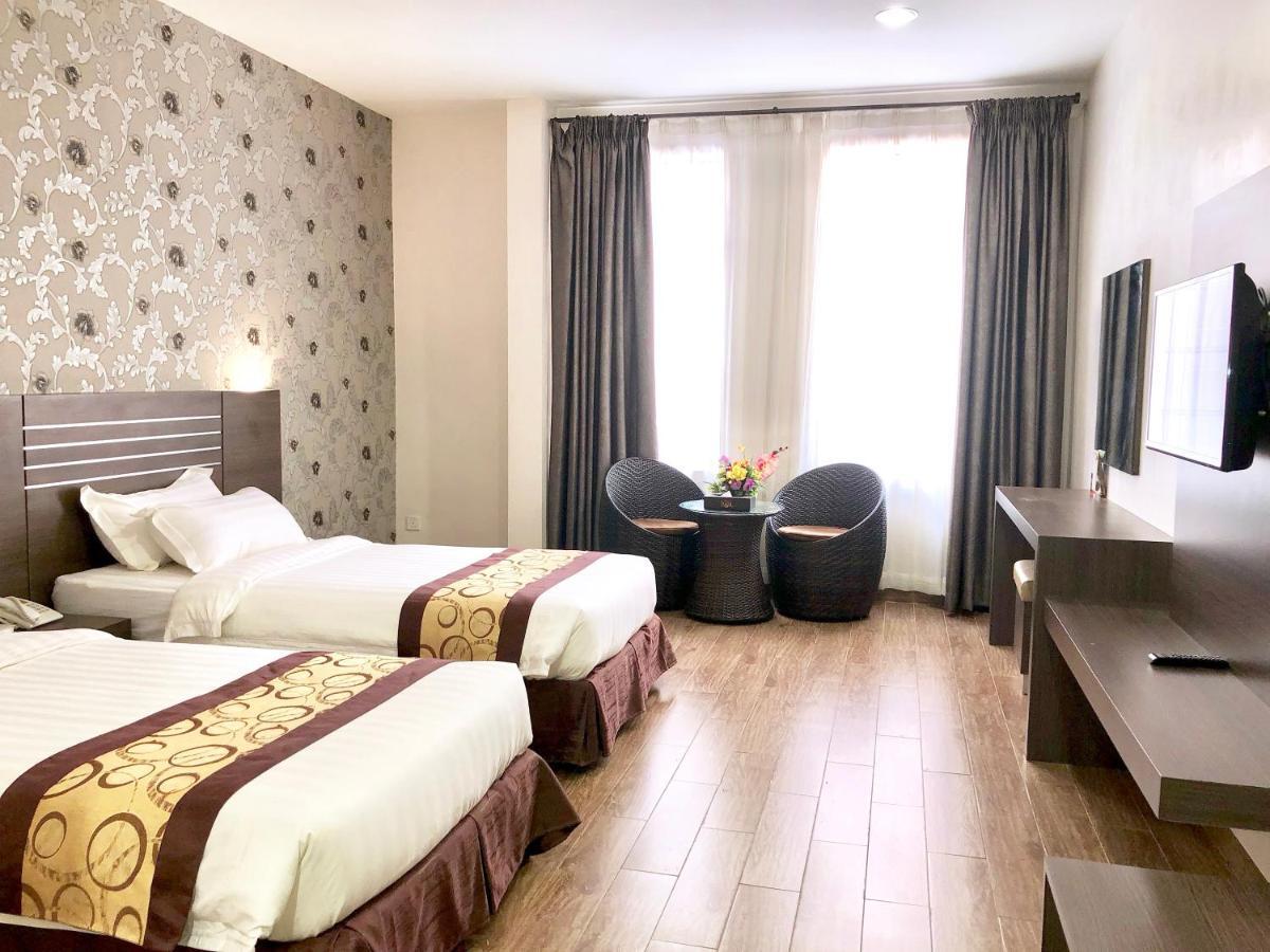 Os Hotel Edukits Fka Venesia Hotel Batam Buitenkant foto