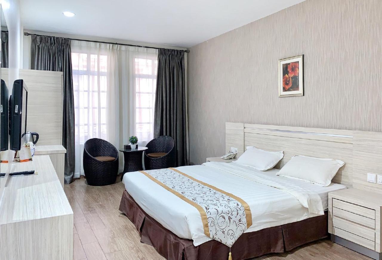 Os Hotel Edukits Fka Venesia Hotel Batam Buitenkant foto